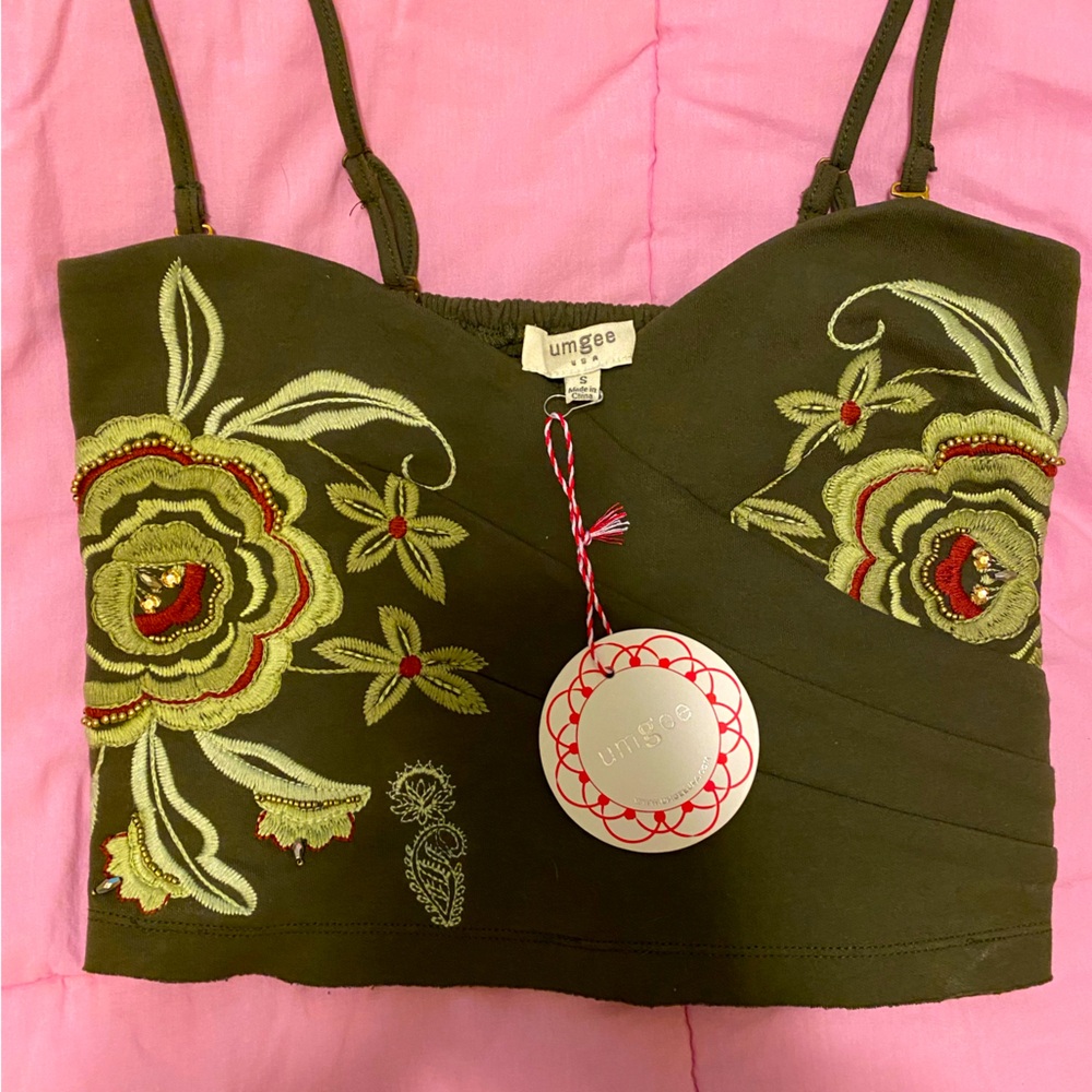 NWT Umgee Embroidered Cropped Tank Size S